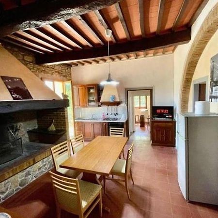 Appartamento Rustico Jacuzzi & Wine La Collina Esterno foto