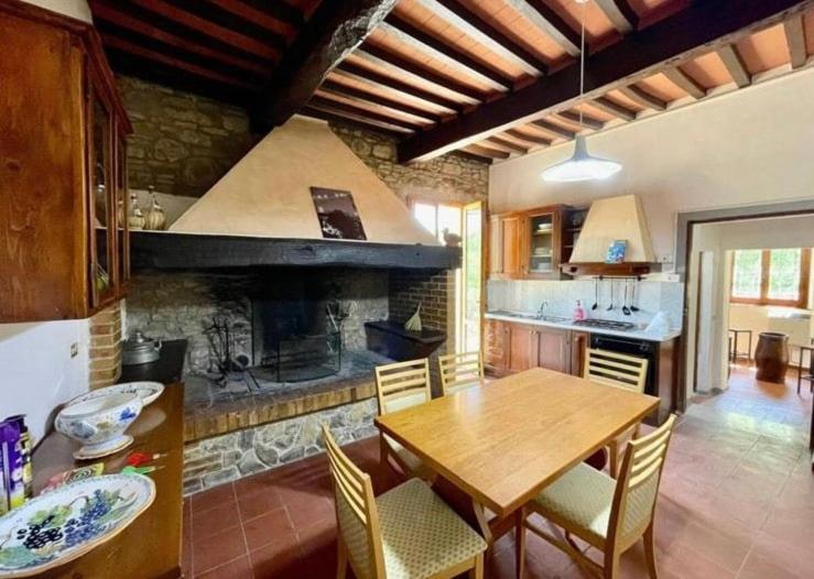 Appartamento Rustico Jacuzzi & Wine La Collina Esterno foto