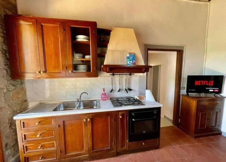 Appartamento Rustico Jacuzzi & Wine La Collina Esterno foto